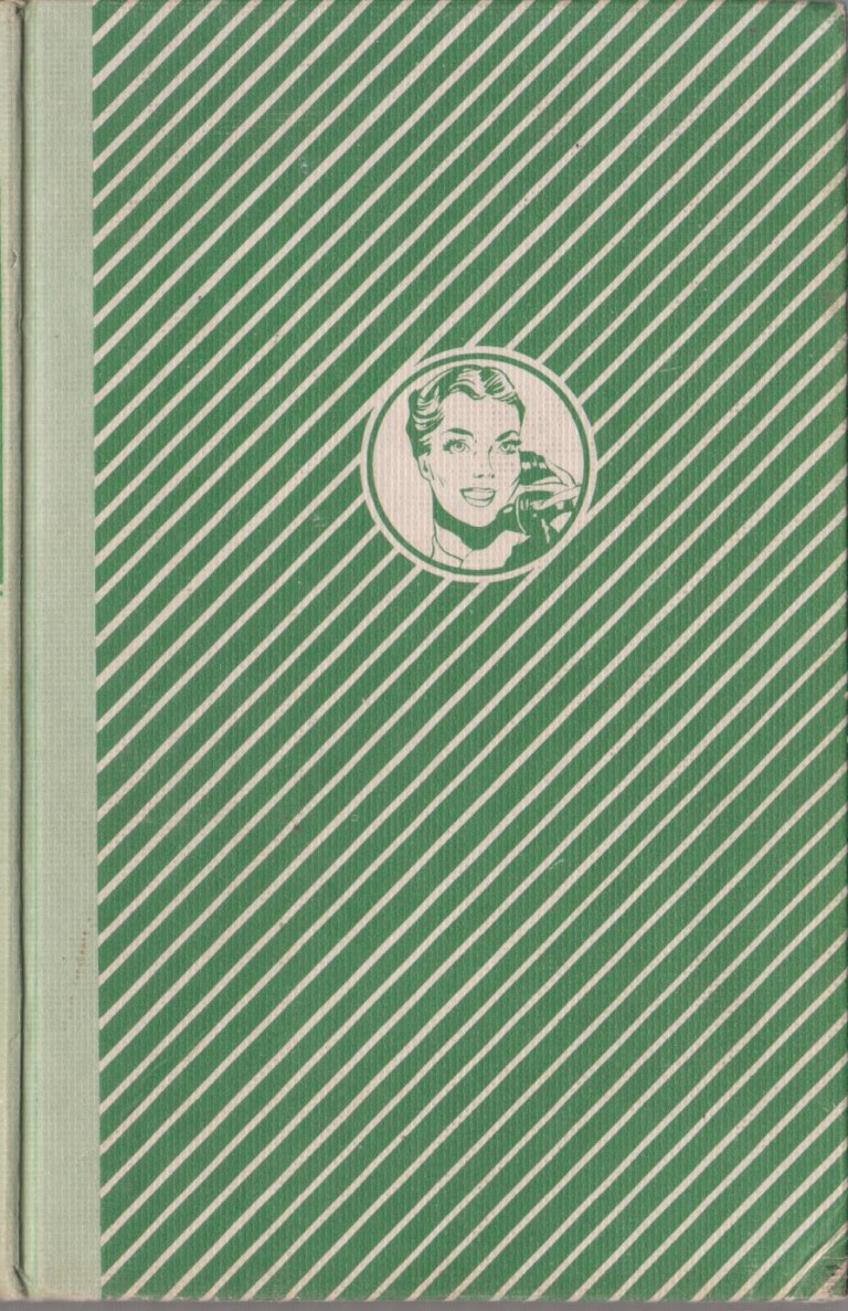 cover image of Sally Baxter- Girl Reporter and the Golden Yacht, for sale in New Zealand 